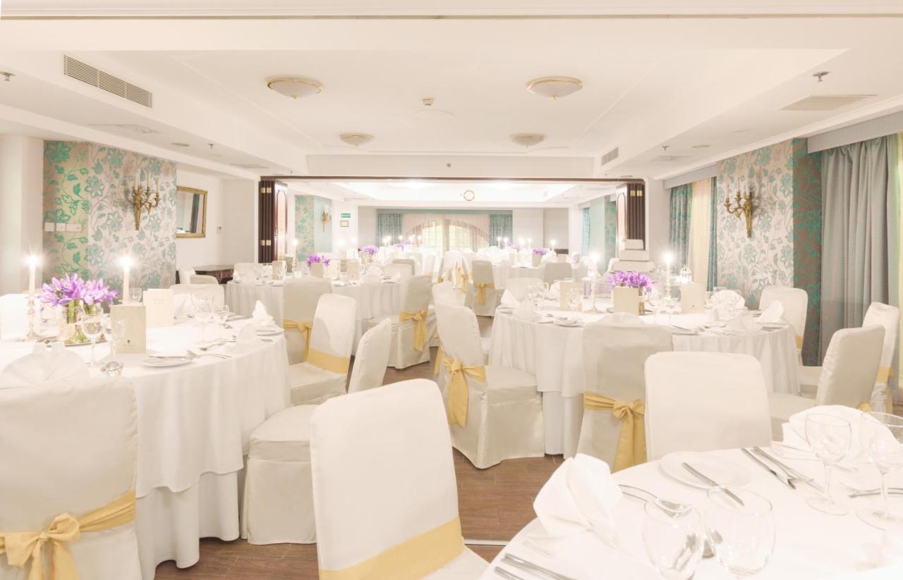 Ax The Victoria Hotel 4*